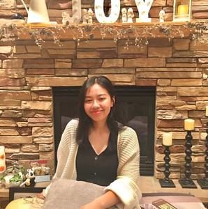 Meet your Posher, Maria